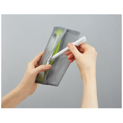 Kokuyo Slish Mesh Pen Case — Silver Grey
