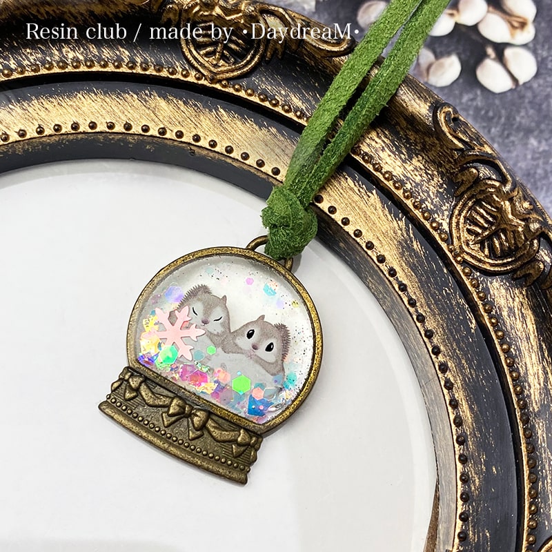 Resin Club Double-Sided UV Resin Sticker - Ezo Flying Squirrel