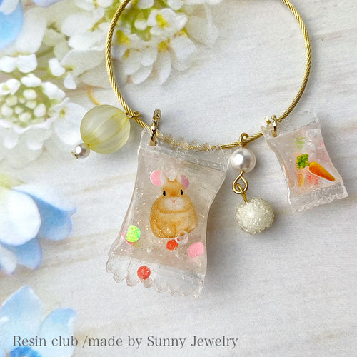 Resin Club Double-Sided UV Resin Sticker - Fluffy Rabbit