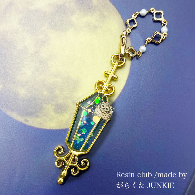 Resin Club Double-Sided UV Resin Sticker - Owl
